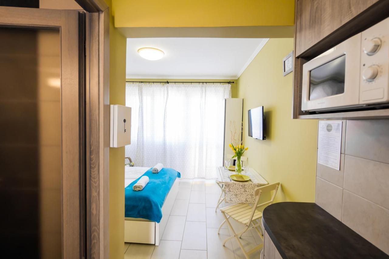 Myflat Studio 802 Siofok Luaran gambar